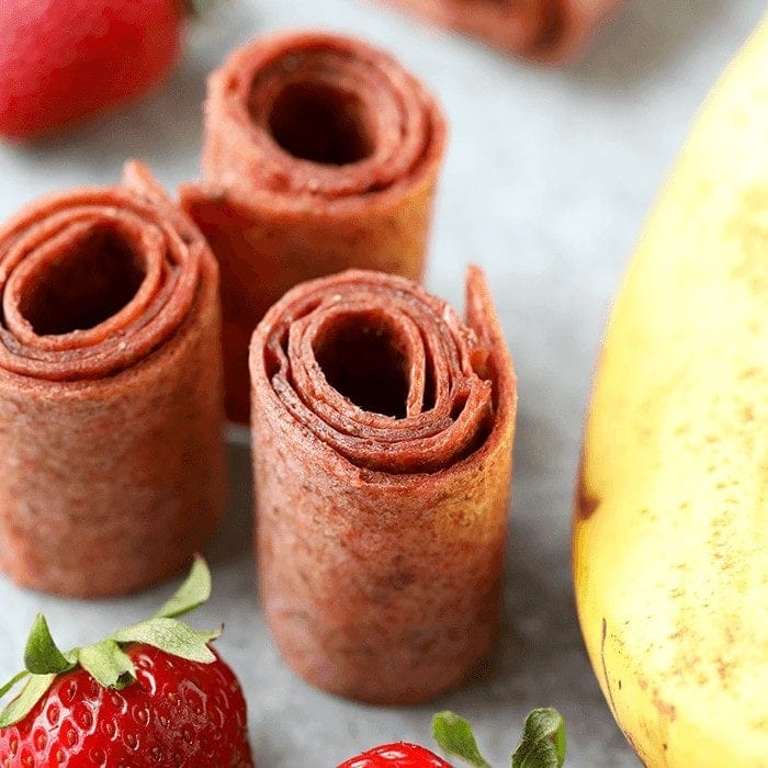Healthy Homemade Strawberry Banana Fruit Leather: 5-Ingredient Recipe